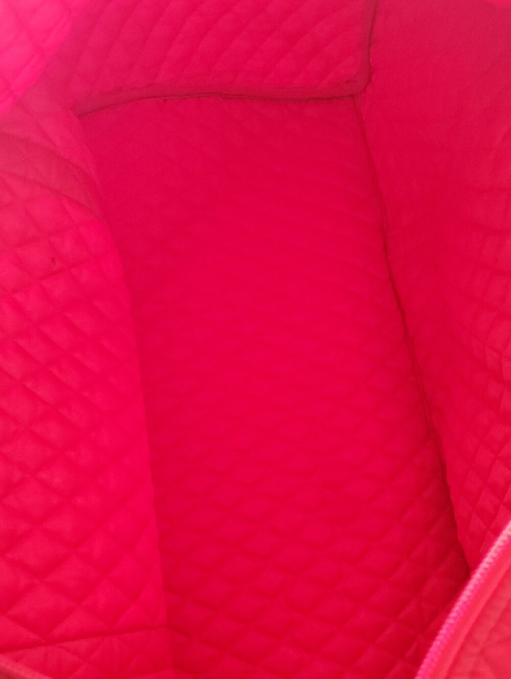 Large Vera Bradley Quilted Red Weekender Tote Bag - Picture 6 of 7